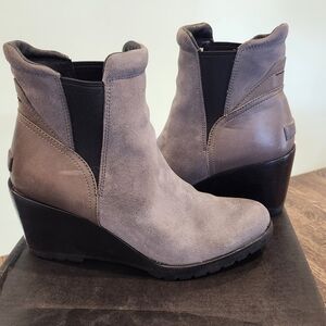 Sorel After Hours Chelsea bootie gray black wedge 10.5